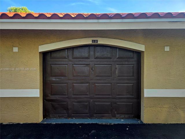 11600 SW 2nd St 18104, Pembroke Pines, FL 33025