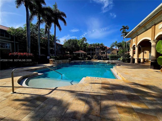 11600 SW 2nd St 18104, Pembroke Pines, FL 33025