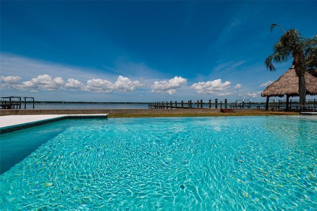 412 SHORE DRIVE E, Oldsmar, FL 34677