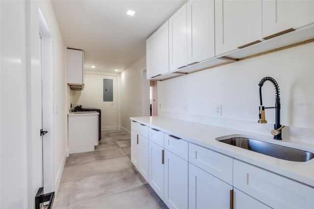 412 SHORE DRIVE E, Oldsmar, FL 34677