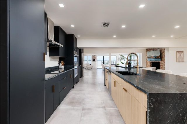 412 SHORE DRIVE E, Oldsmar, FL 34677
