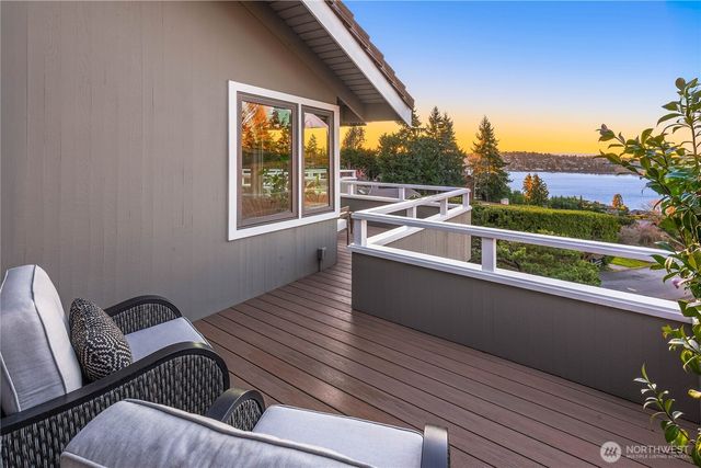 7580 SE 71st Street, Mercer Island, WA 98040