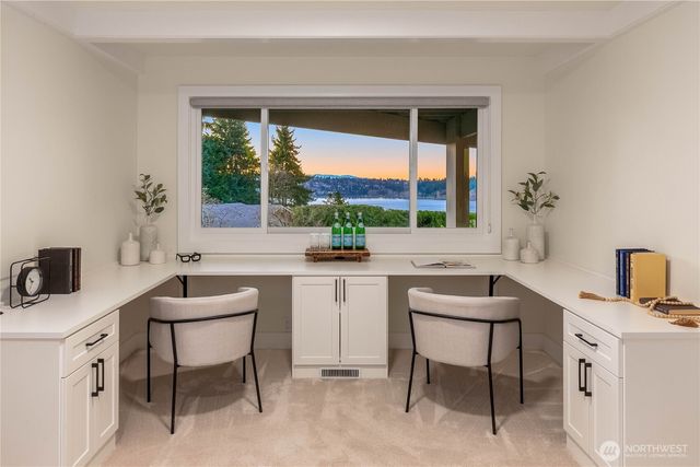 7580 SE 71st Street, Mercer Island, WA 98040