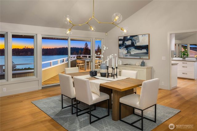 7580 SE 71st Street, Mercer Island, WA 98040