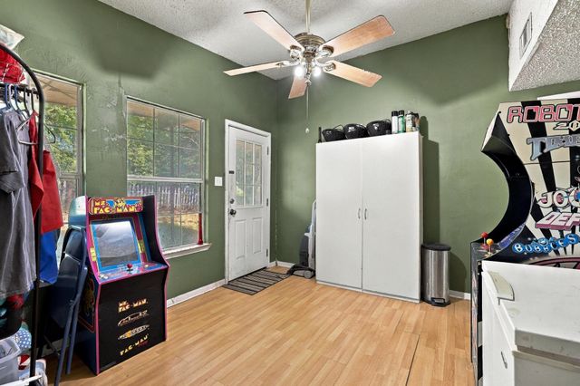 5501 Camino Dos Lagos Drive, Sherman, TX 75090