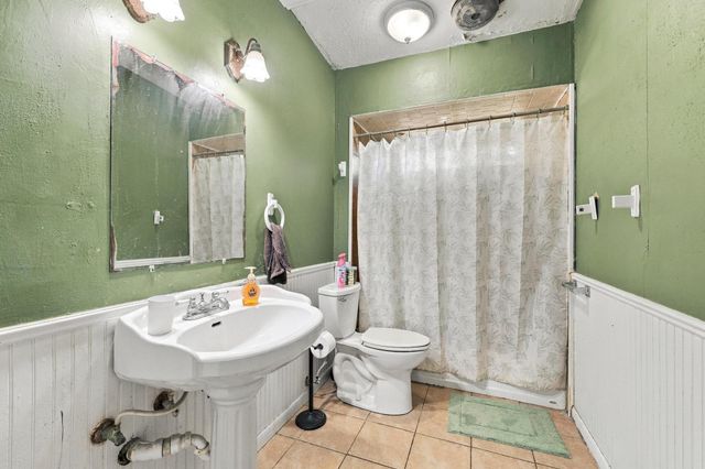 5501 Camino Dos Lagos Drive, Sherman, TX 75090