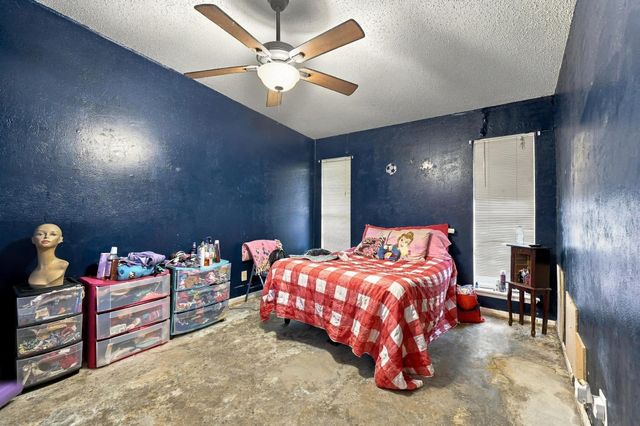 5501 Camino Dos Lagos Drive, Sherman, TX 75090