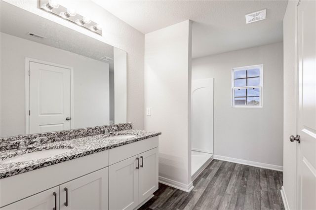 406 Del Monte Drive, Huntsville, TX 77320