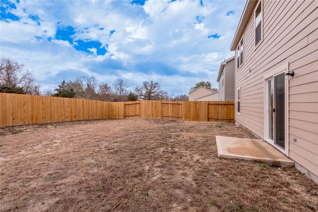 406 Del Monte Drive, Huntsville, TX 77320