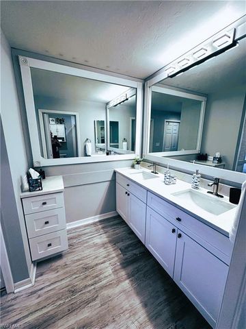 5805 Trailwinds DR 326, Fort Myers, FL 33907