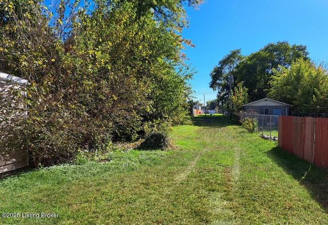 2922 Duncan St, Louisville, KY 40212