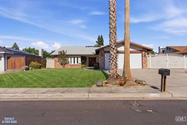 2418 Pinon Springs Court, Bakersfield, CA 93309
