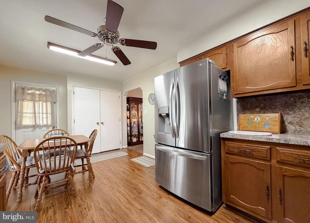 Image 18 of property listing at 15305 CANTER DR, Brandywine, MD 20613