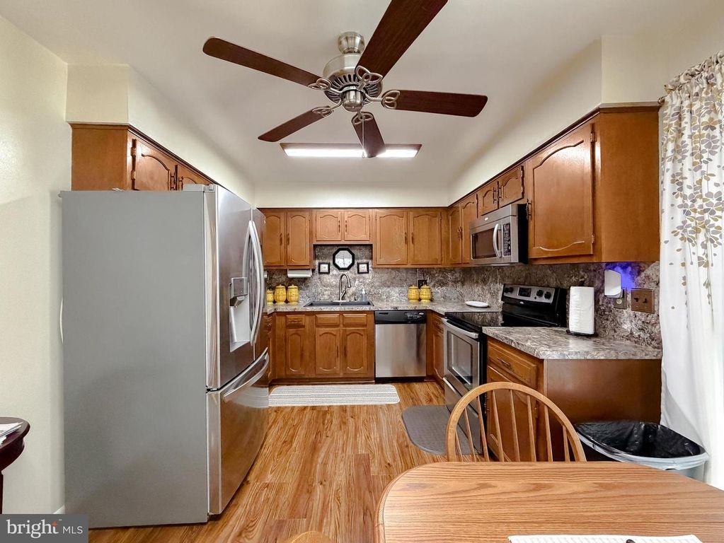 Image 20 of property listing at 15305 CANTER DR, Brandywine, MD 20613