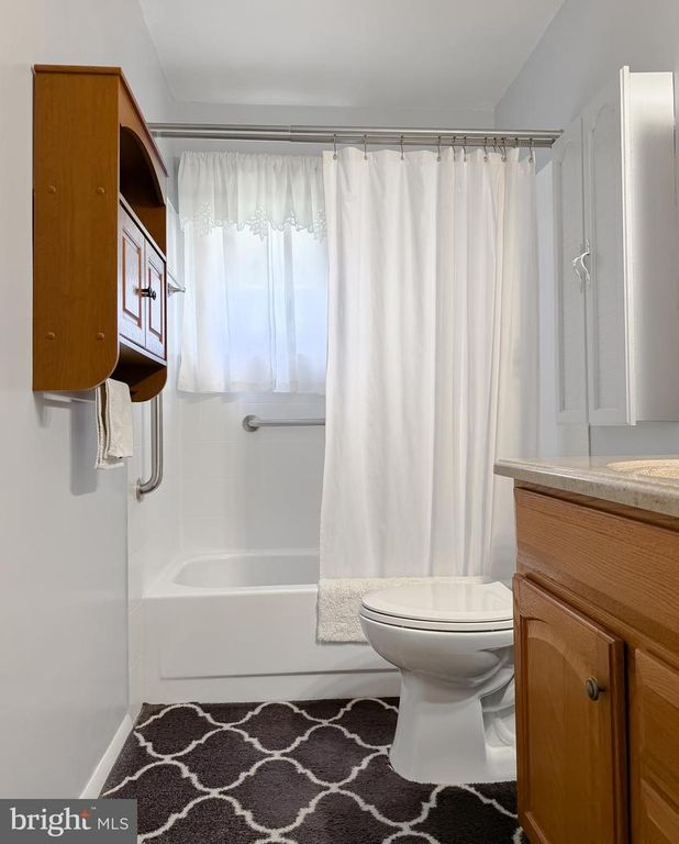 Image 25 of property listing at 15305 CANTER DR, Brandywine, MD 20613