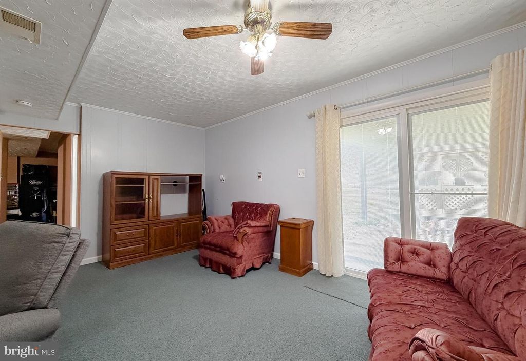 Image 35 of property listing at 15305 CANTER DR, Brandywine, MD 20613