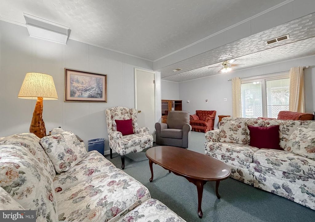 Image 37 of property listing at 15305 CANTER DR, Brandywine, MD 20613