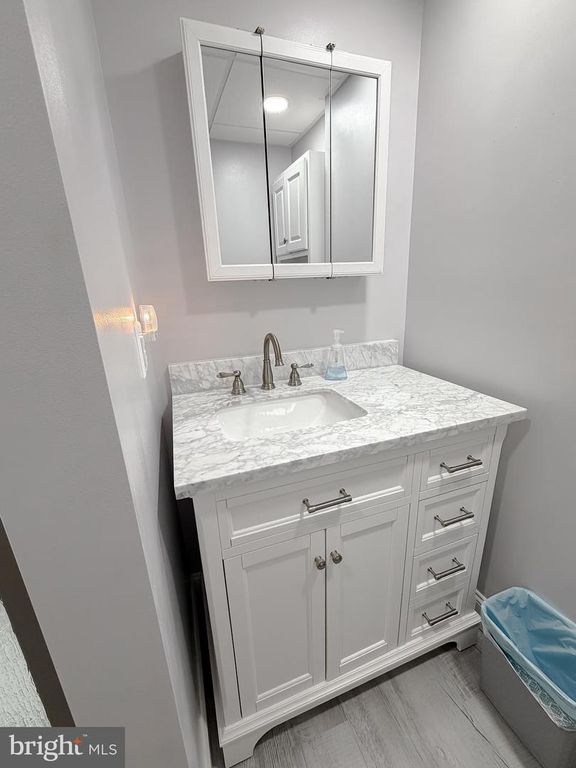 Image 40 of property listing at 15305 CANTER DR, Brandywine, MD 20613