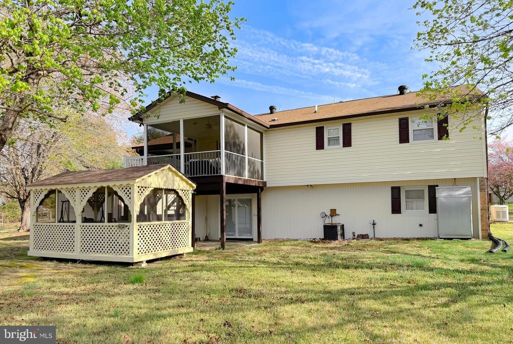 Image 46 of property listing at 15305 CANTER DR, Brandywine, MD 20613