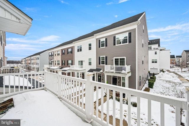 127 GASLIGHT ALY, Bensalem, PA 19020