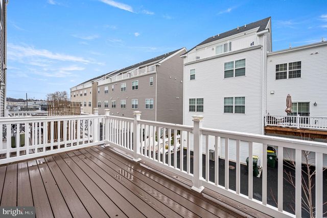 127 GASLIGHT ALY, Bensalem, PA 19020