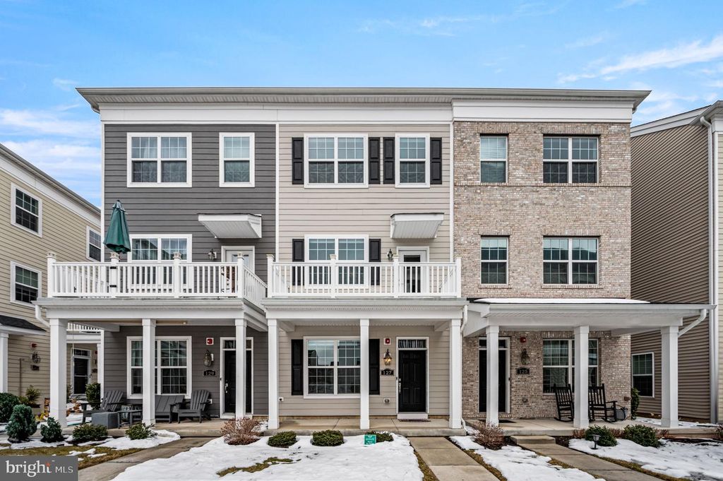 127 GASLIGHT ALY, Bensalem, PA 19020