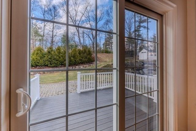 17 Lavoie Ln, Middleton, MA 01949