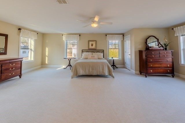 17 Lavoie Ln, Middleton, MA 01949