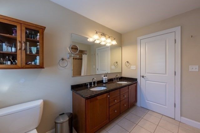 17 Lavoie Ln, Middleton, MA 01949