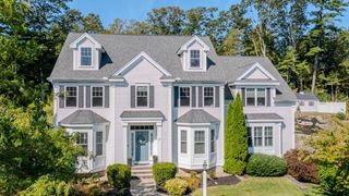 17 Lavoie Ln, Middleton, MA 01949