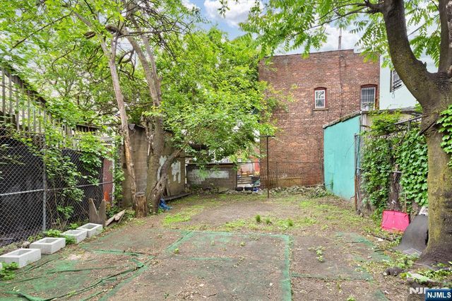 43 Quincy Street, Passaic, NJ 07055