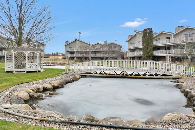 21096 Boulder Circle, Northville, MI 48167