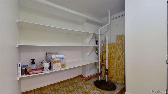 21096 Boulder Circle, Northville, MI 48167