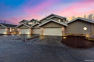 21096 Boulder Circle, Northville, MI 48167