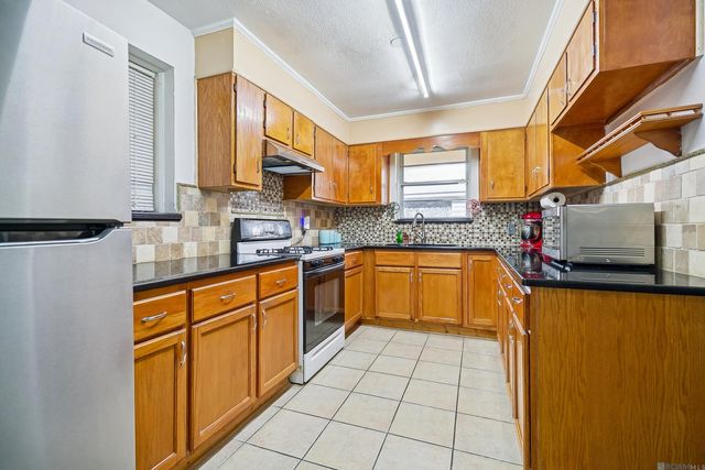4333 Bea Dr, Baton Rouge, LA 70809