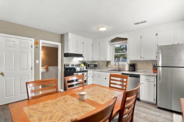27 Bentley Circle 27, Methuen, MA 01844