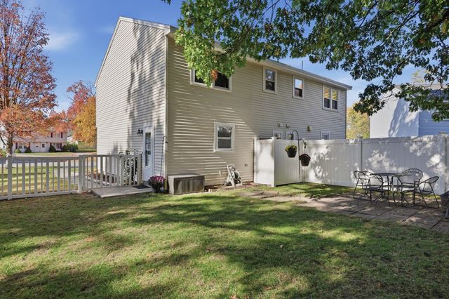 27 Bentley Circle 27, Methuen, MA 01844