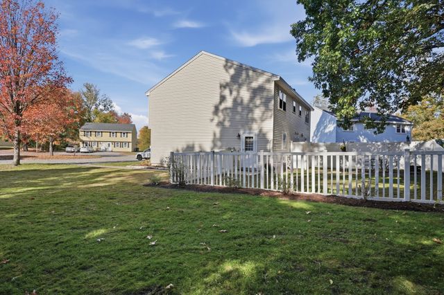 27 Bentley Circle 27, Methuen, MA 01844