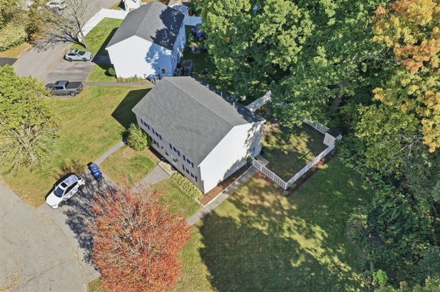 27 Bentley Circle 27, Methuen, MA 01844