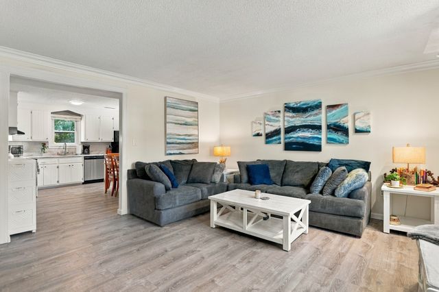 27 Bentley Circle 27, Methuen, MA 01844