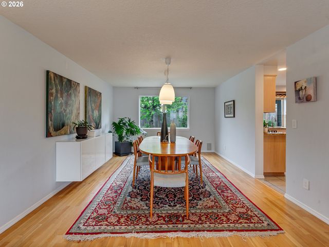 11577 Sw SHOREVIEW Pl, Tigard, OR 97223