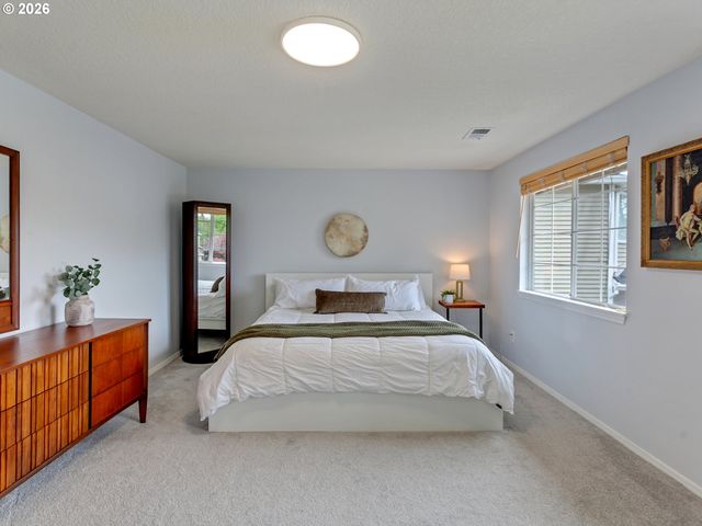 11577 Sw SHOREVIEW Pl, Tigard, OR 97223