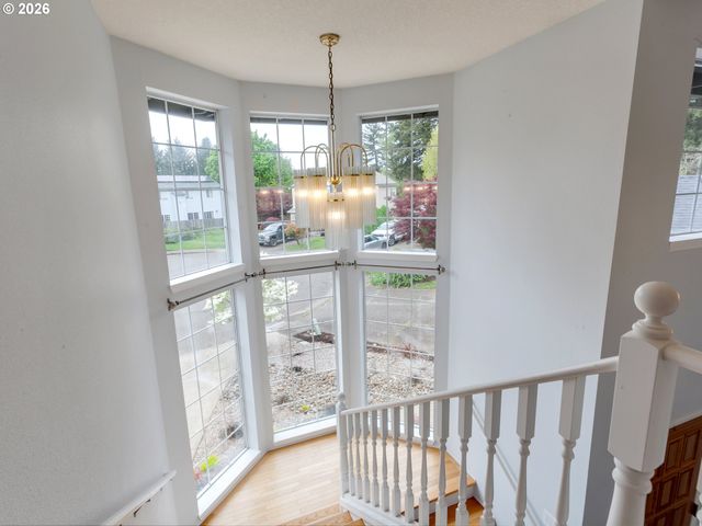 11577 Sw SHOREVIEW Pl, Tigard, OR 97223