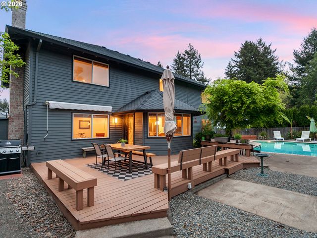 11577 Sw SHOREVIEW Pl, Tigard, OR 97223
