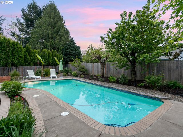 11577 Sw SHOREVIEW Pl, Tigard, OR 97223