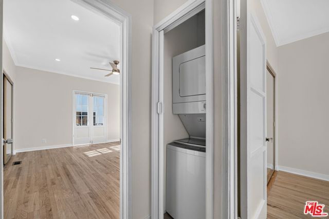 215 S Gale Drive Unit B, Beverly Hills, CA 90211