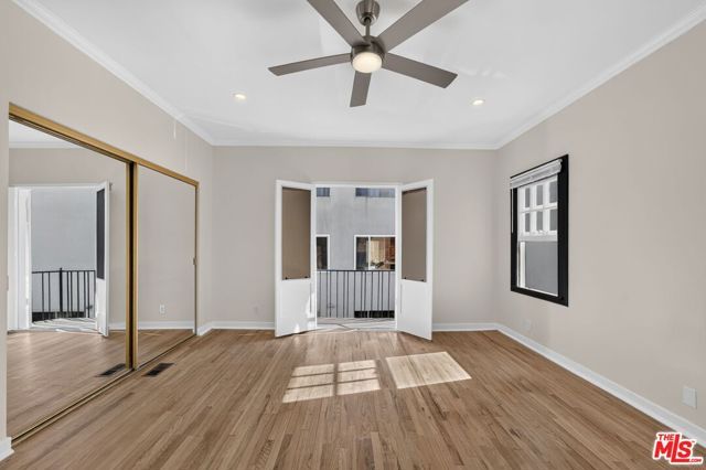 215 S Gale Drive Unit B, Beverly Hills, CA 90211