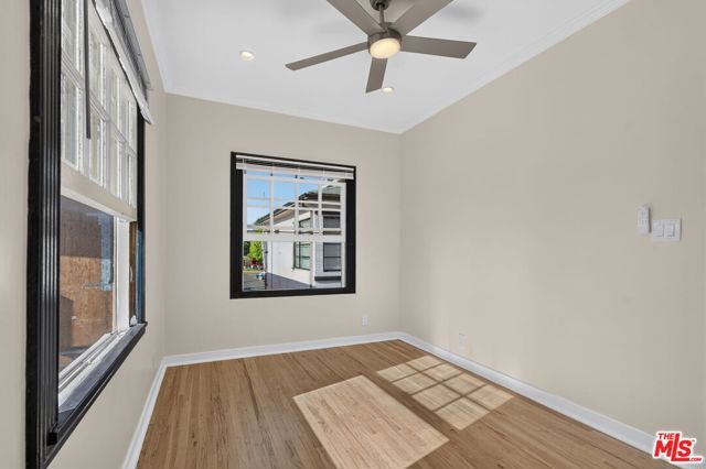 215 S Gale Drive Unit B, Beverly Hills, CA 90211