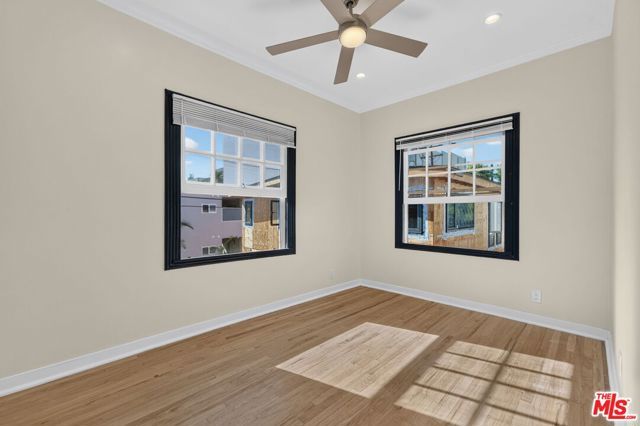 215 S Gale Drive Unit B, Beverly Hills, CA 90211