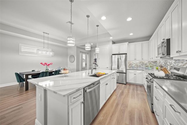 997 CROSSWIND AVENUE, Sarasota, FL 34240